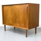 Buffet en teck à portes coulissantes par Chr. Linneberg, années 1960