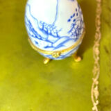 Porcelain egg