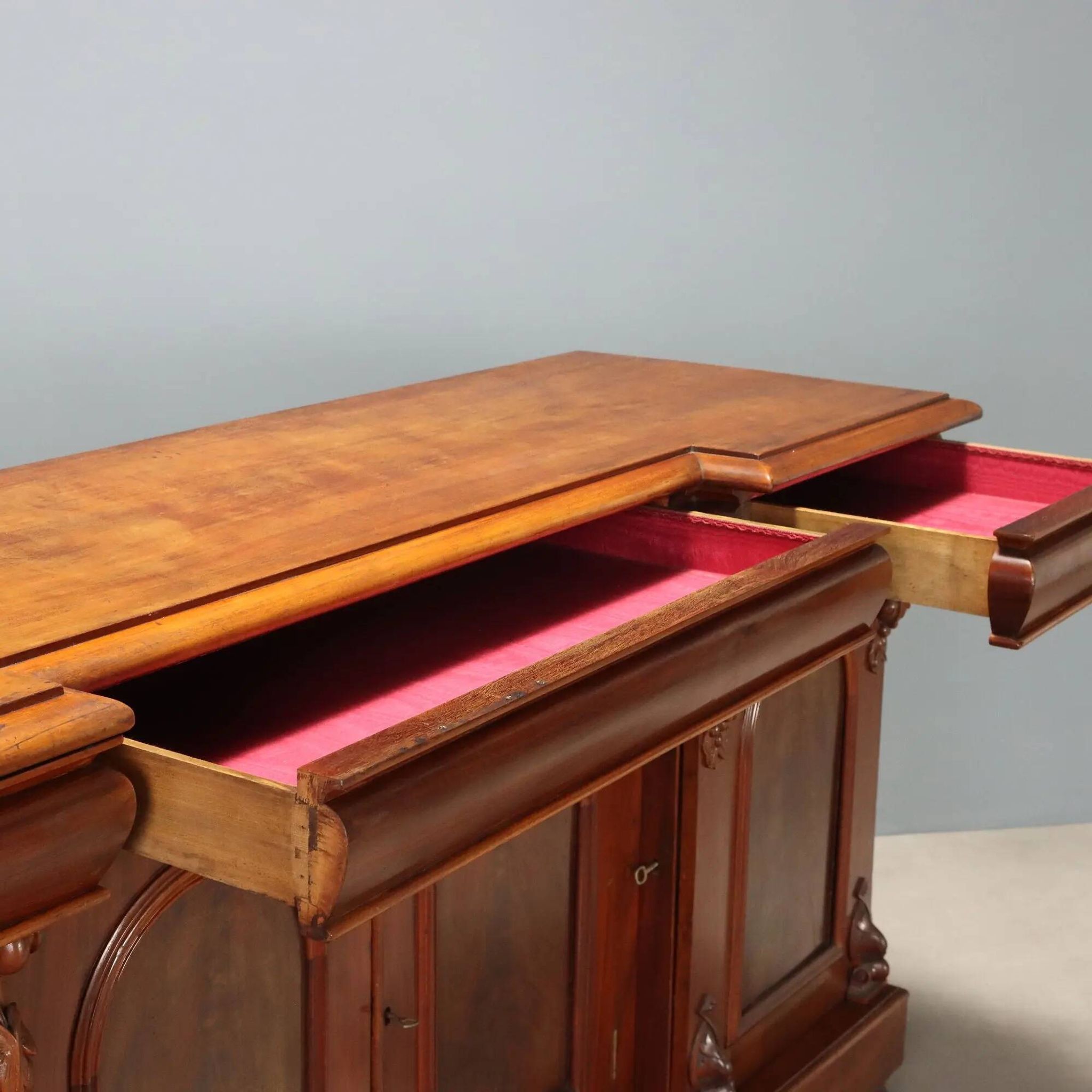 Buffet victorien ancien en acajou 3 tiroirs, Italie XIXe siècle