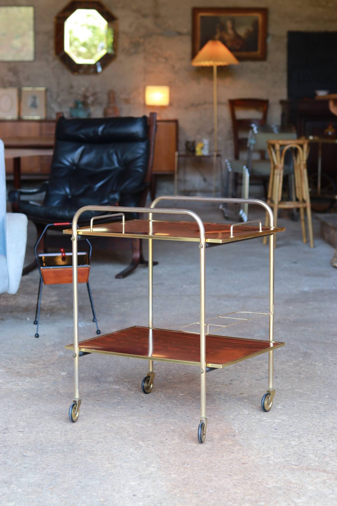 Vintage gold mini-bar trolley