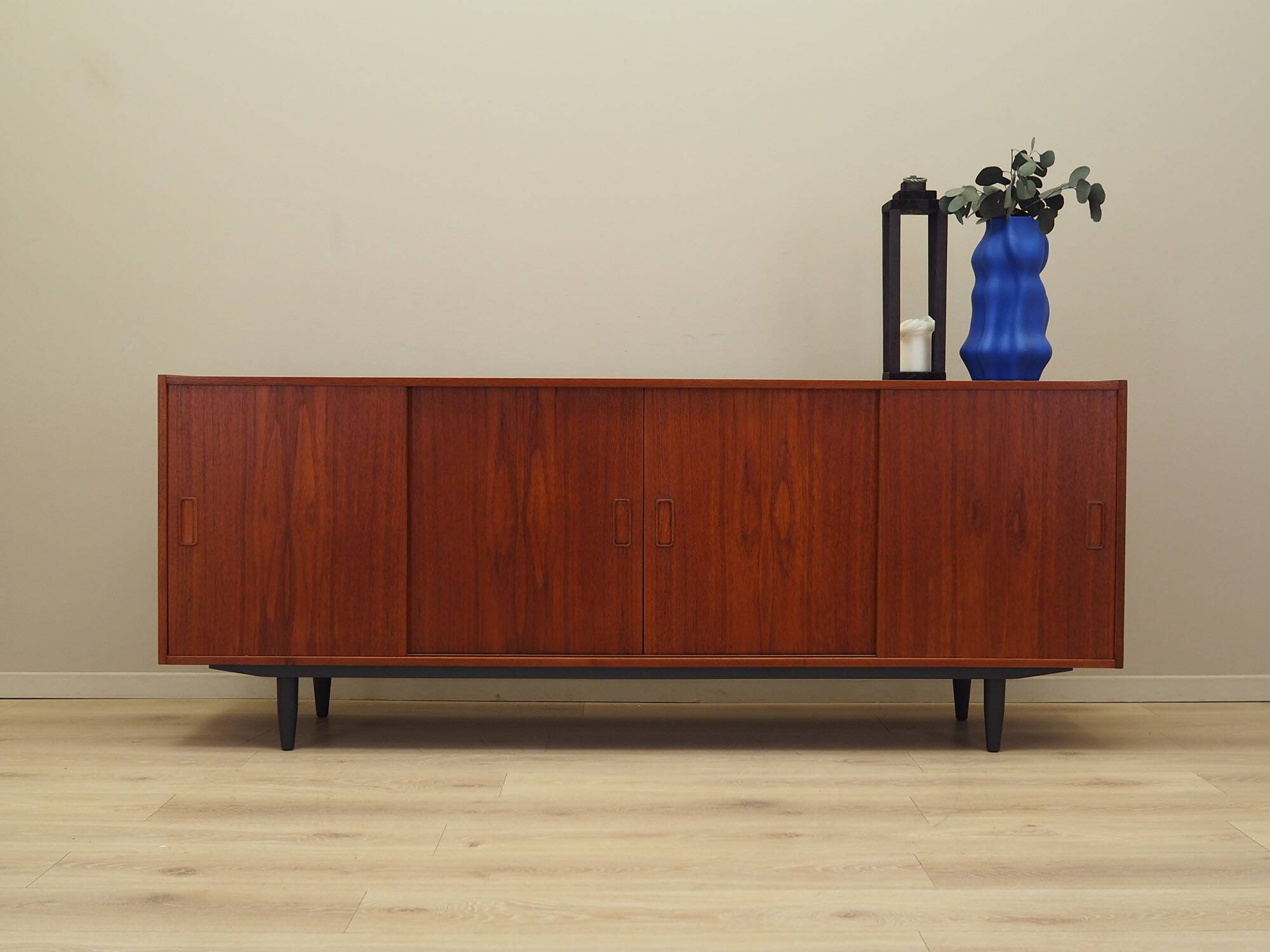 Buffet en teck, design danois, années 1970, fabricant : Westergaard