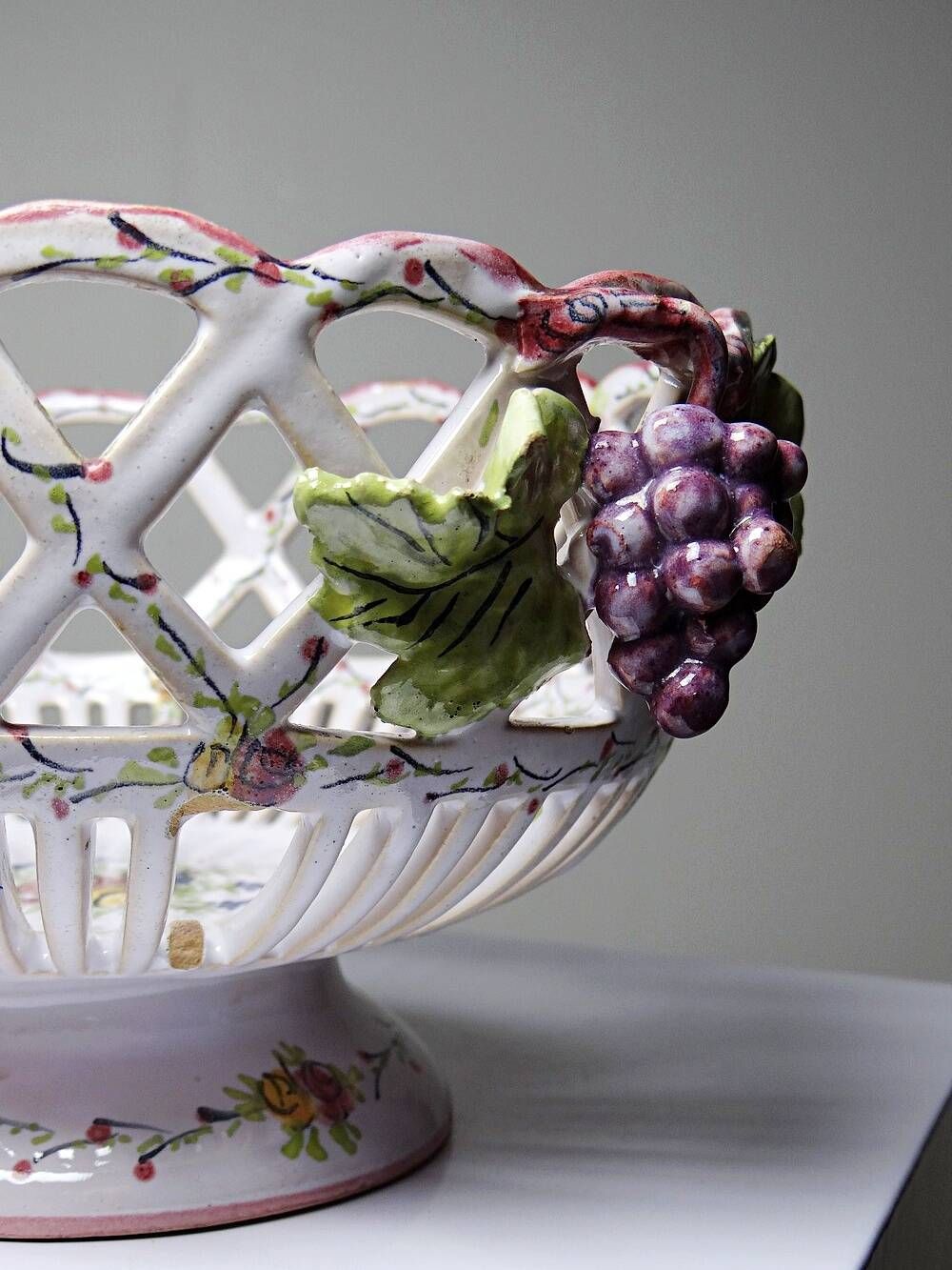 Openwork bowl in painted earthenware, Émile Tessier Le Croisic, 30-50's accident