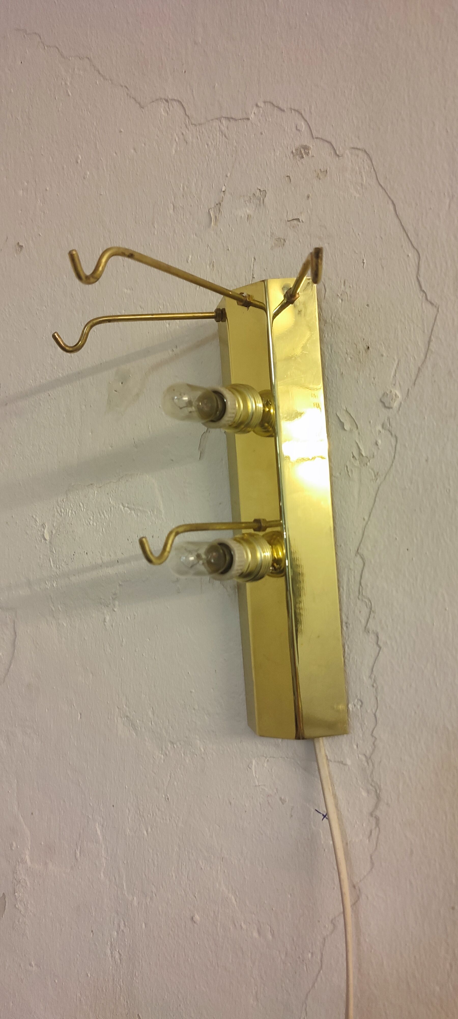 Wall sconce "Mazzega" with Murano glass leaves, Italy 1980