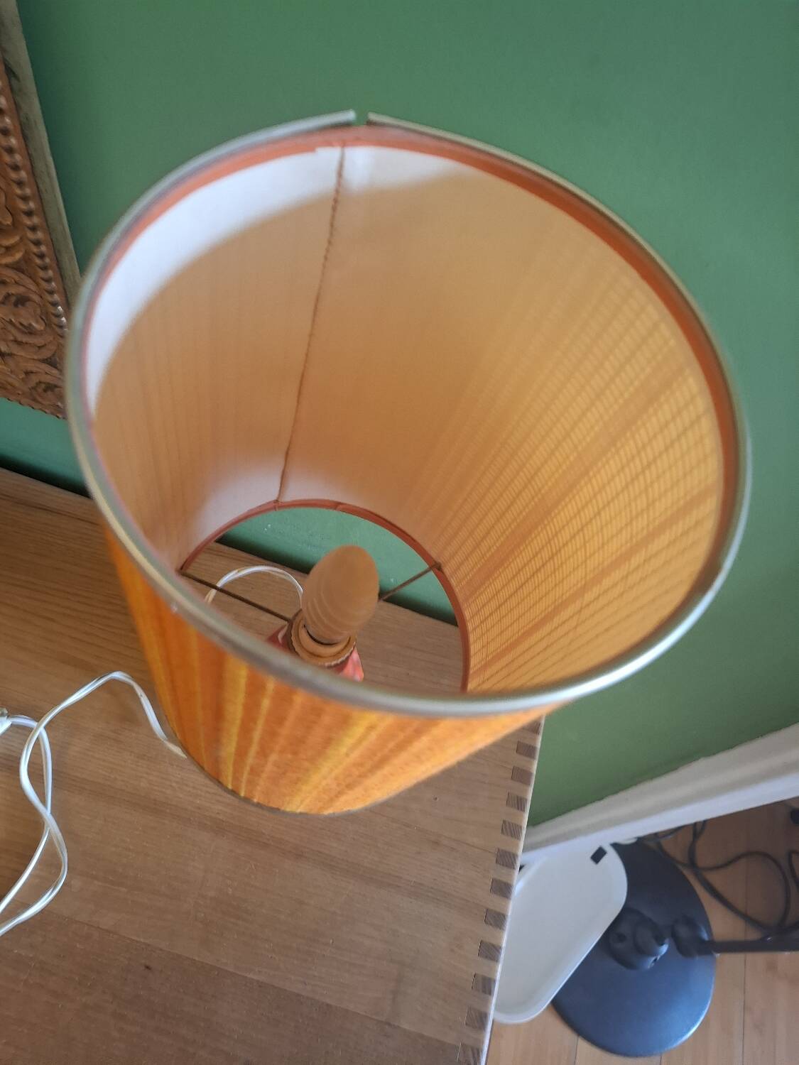 Vintage 70's opaline lamp