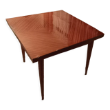 Folding table