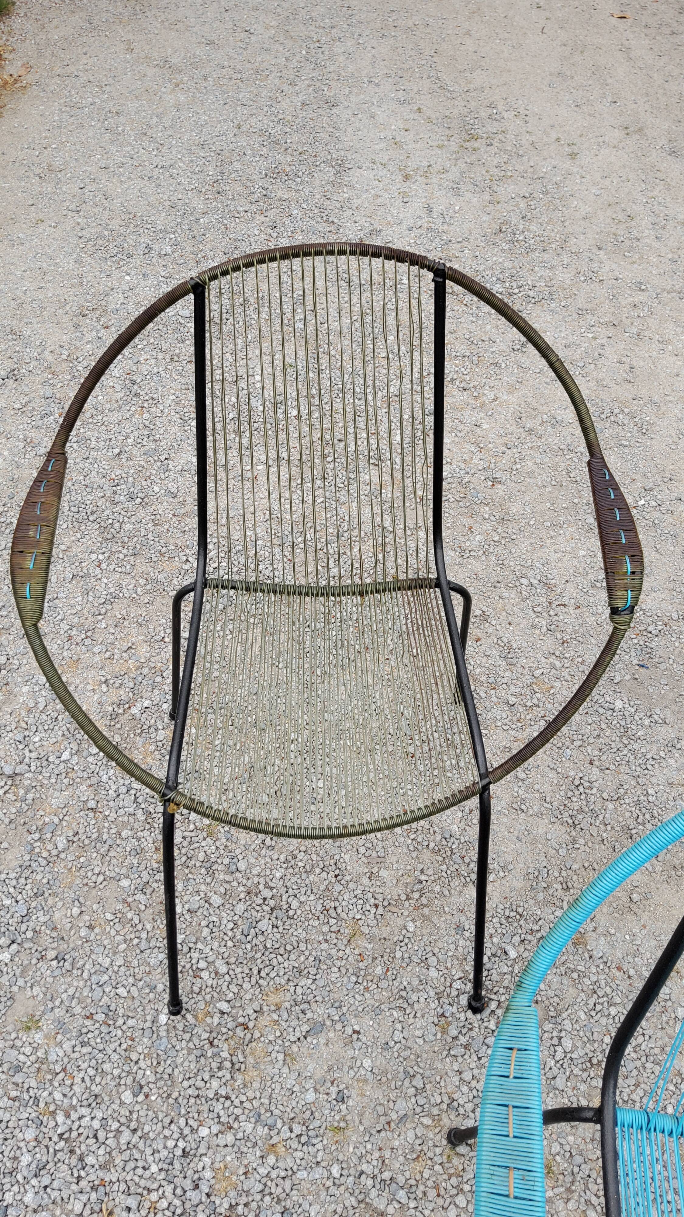 Set of 5 iron and scoubidou chairs from the 50/60s