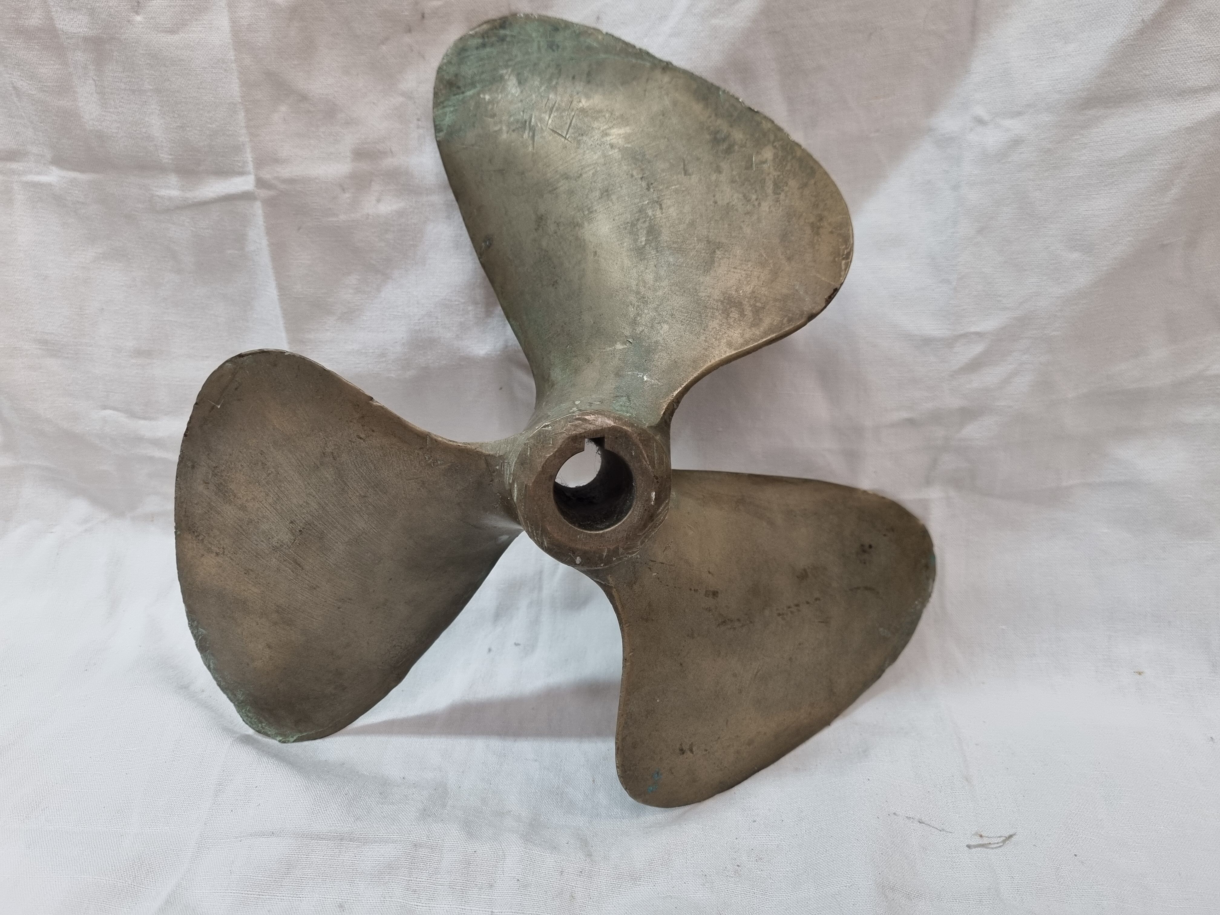 Johnson bronze boat propeller