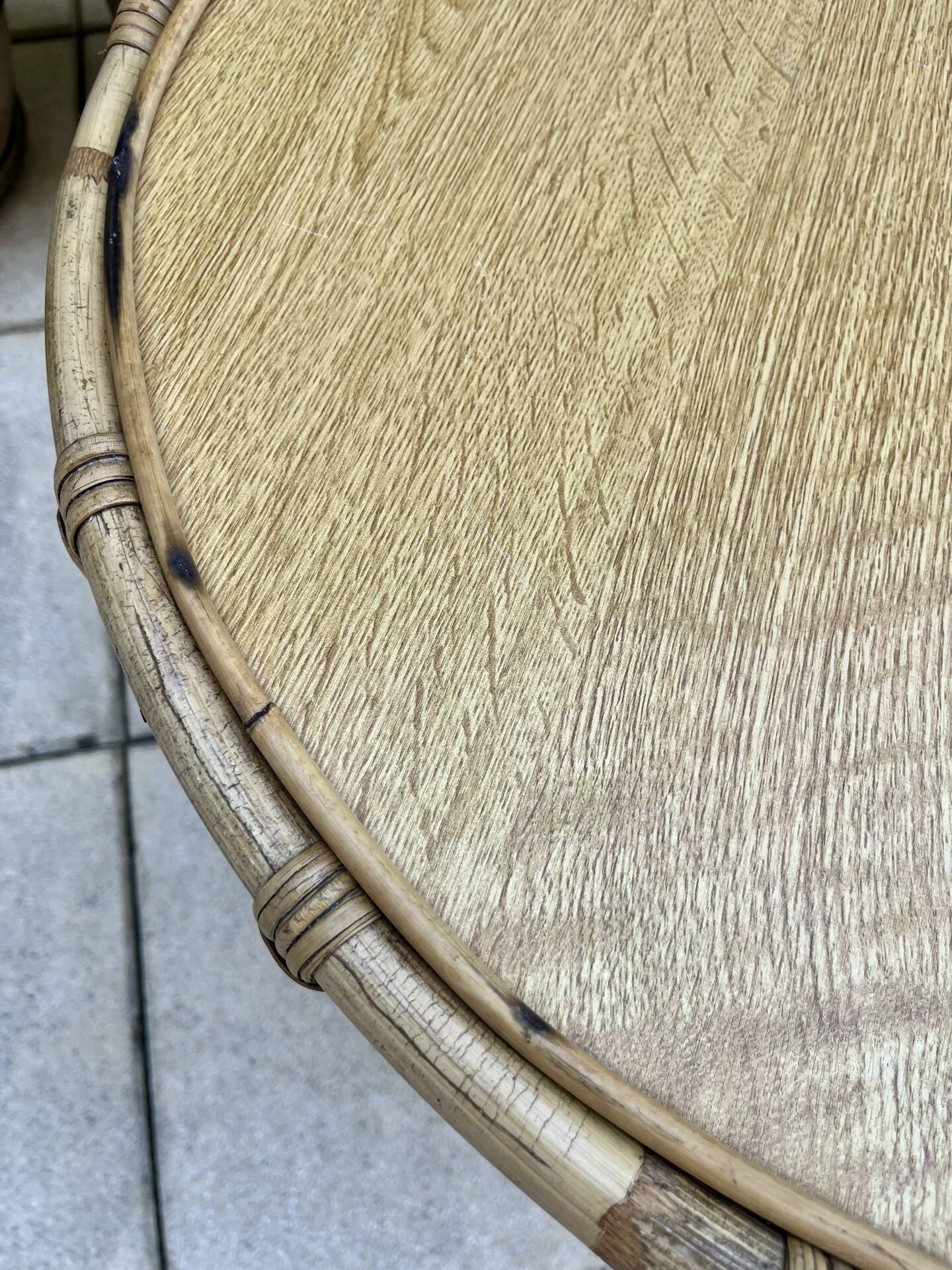 Table basse ronde rotin années 60