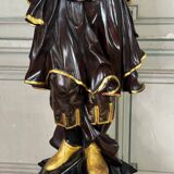 Pair of Moorish vasque holders, lacquered and gilded Venetian sculptures, circa 1880.