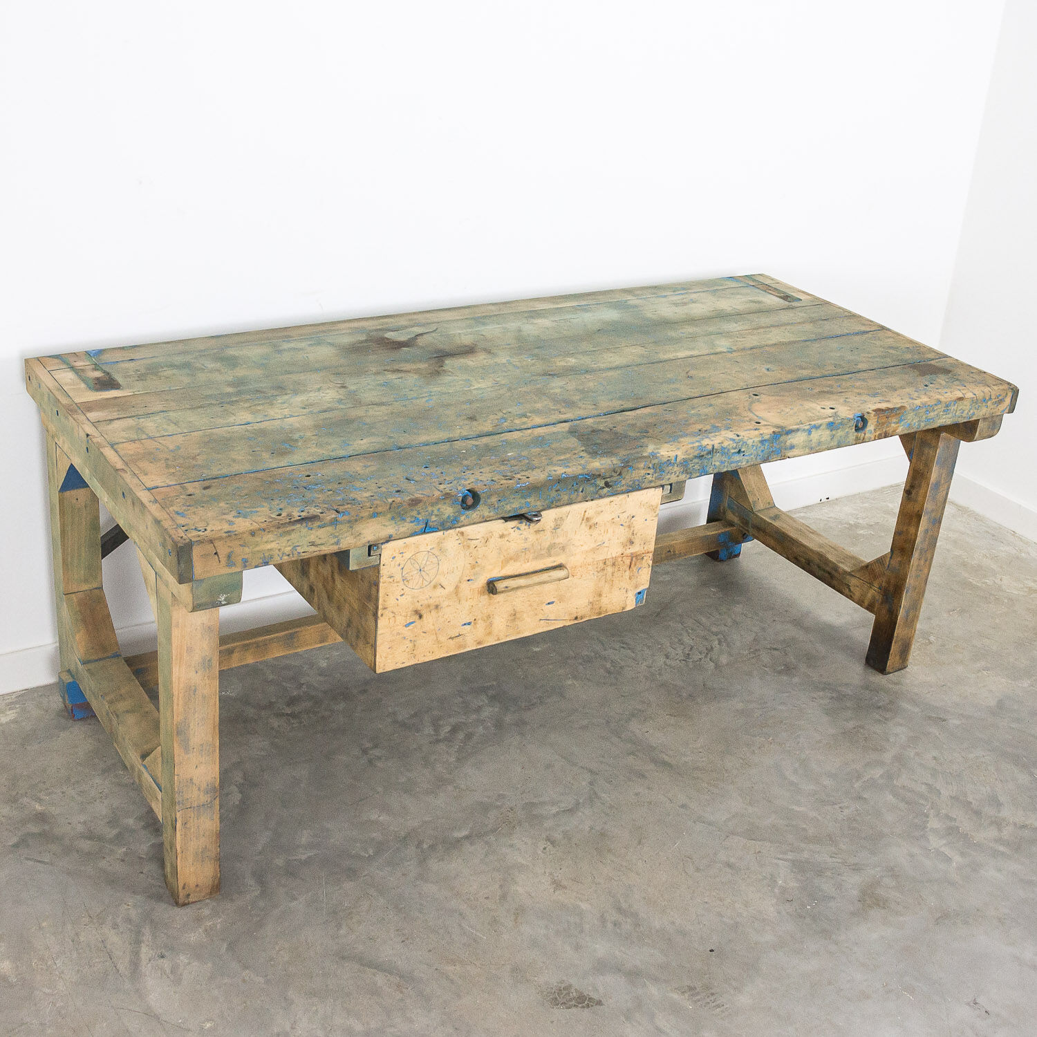 Industrial workbench