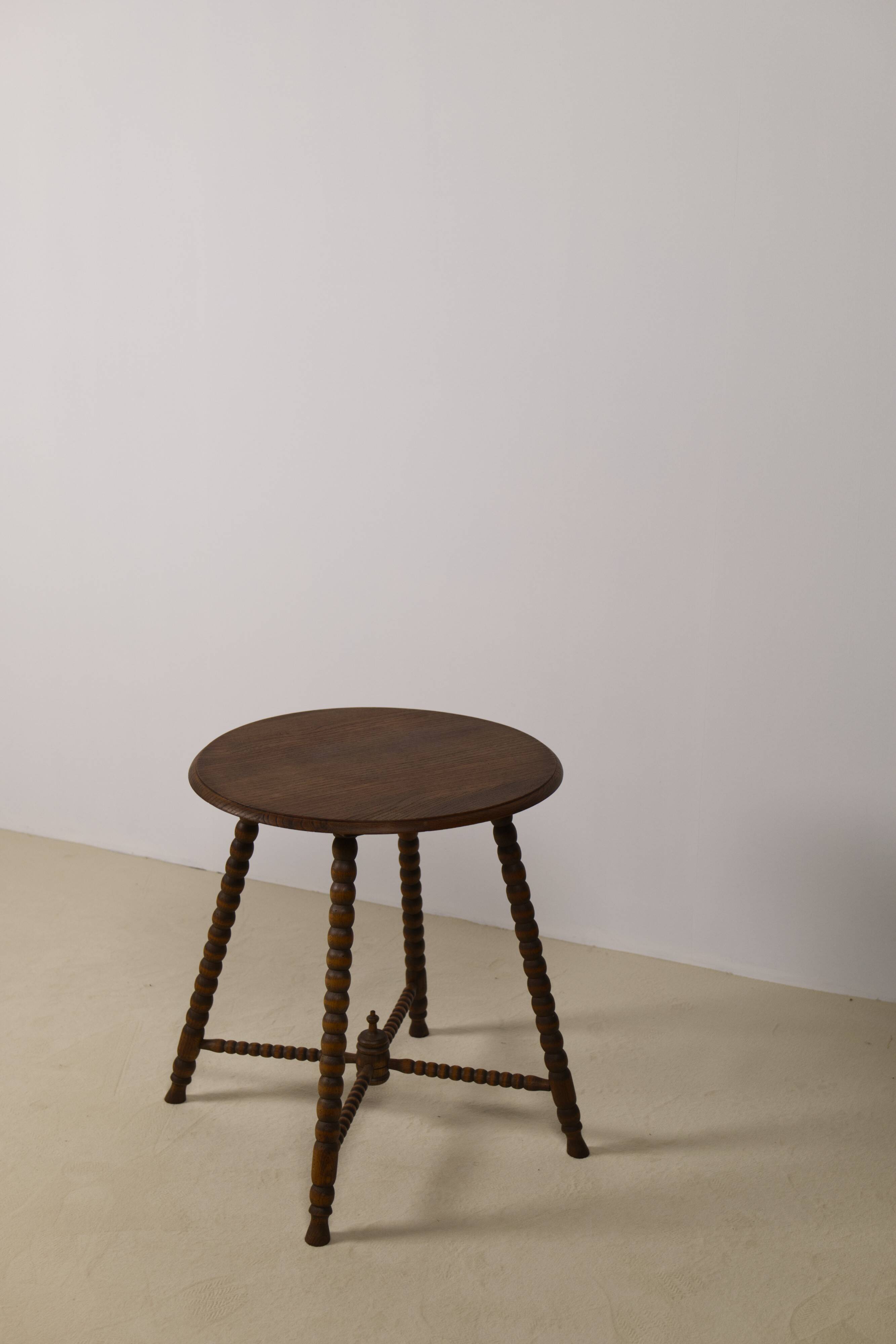 Vintage round Bobbin side table