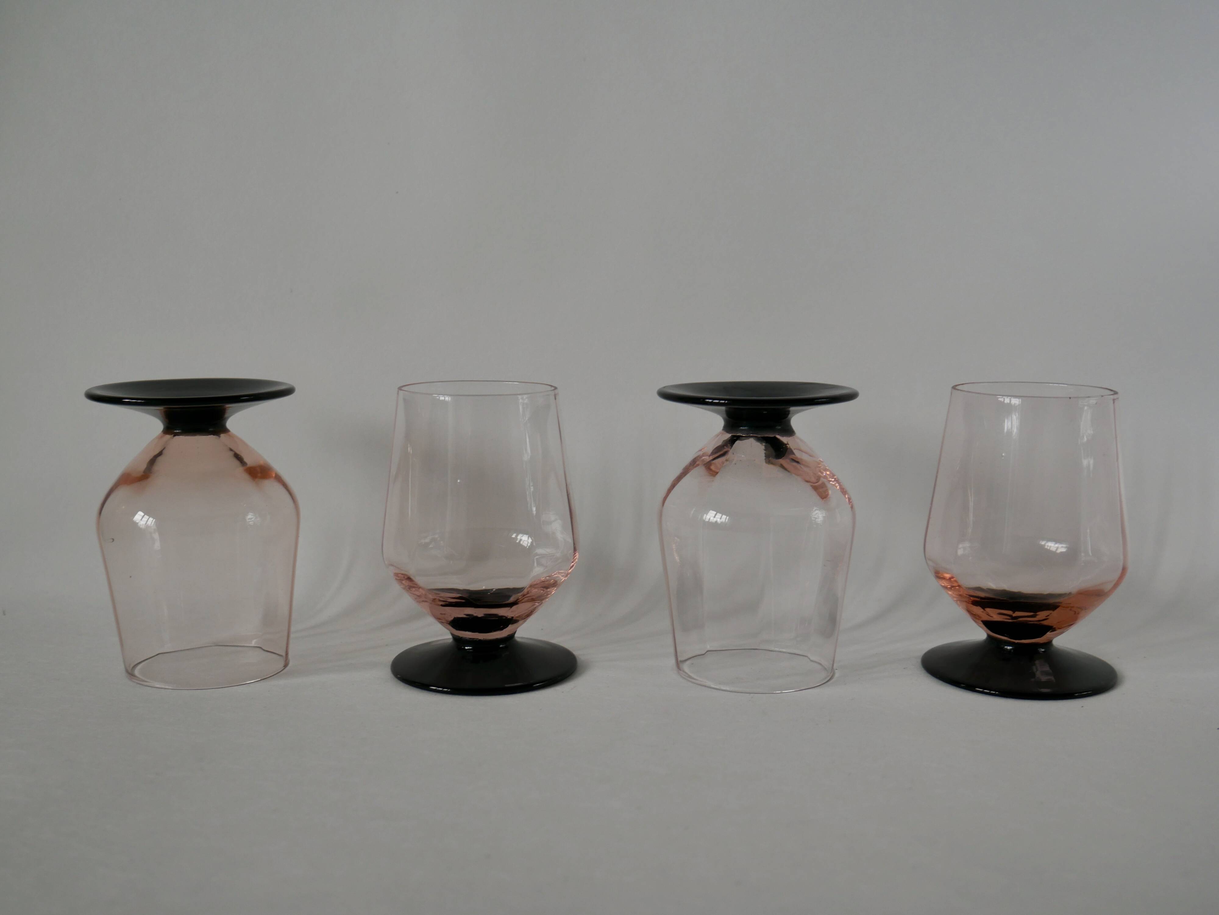 Set of 4 glasses with pink stems and black stems art deco 1930s