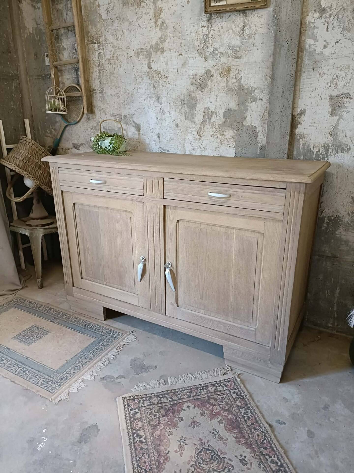 Buffet en bois 
