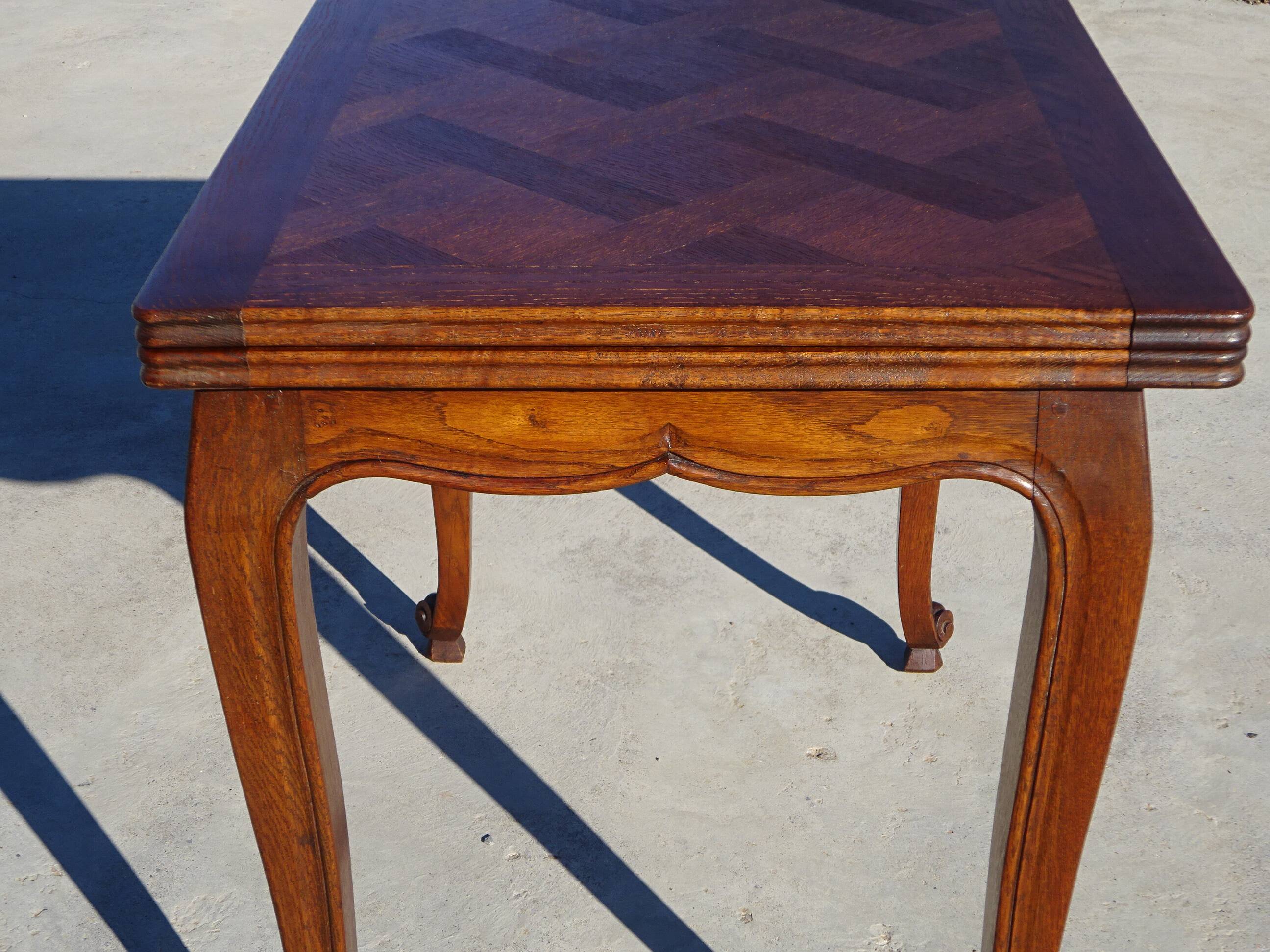 Table portefeuille en chêne