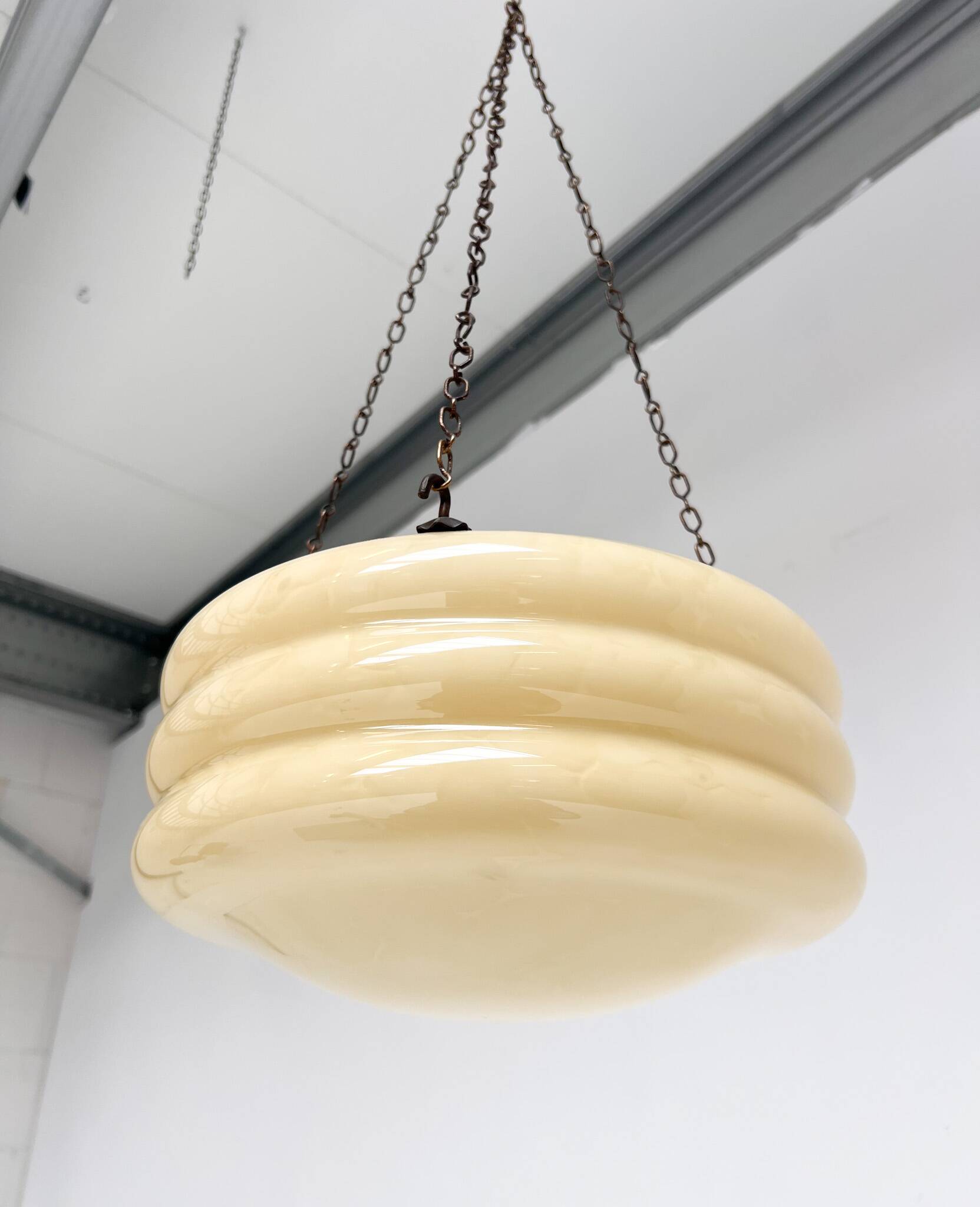Glass Art Deco bee hive lamp, 1930s
