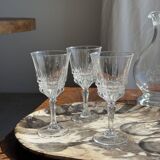 Set of 5 classic flared stemmed glasses
