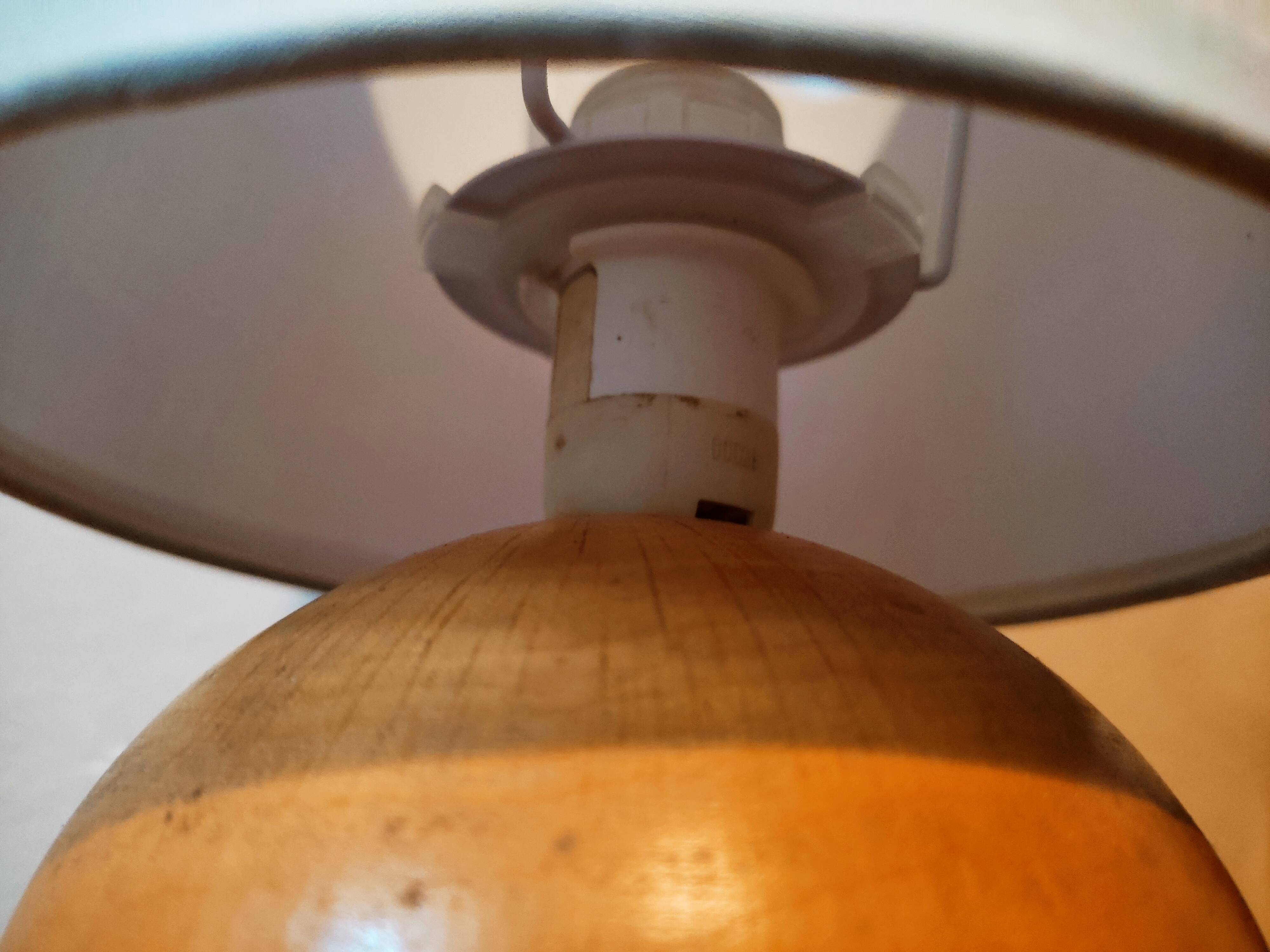 Lampe boule en bois