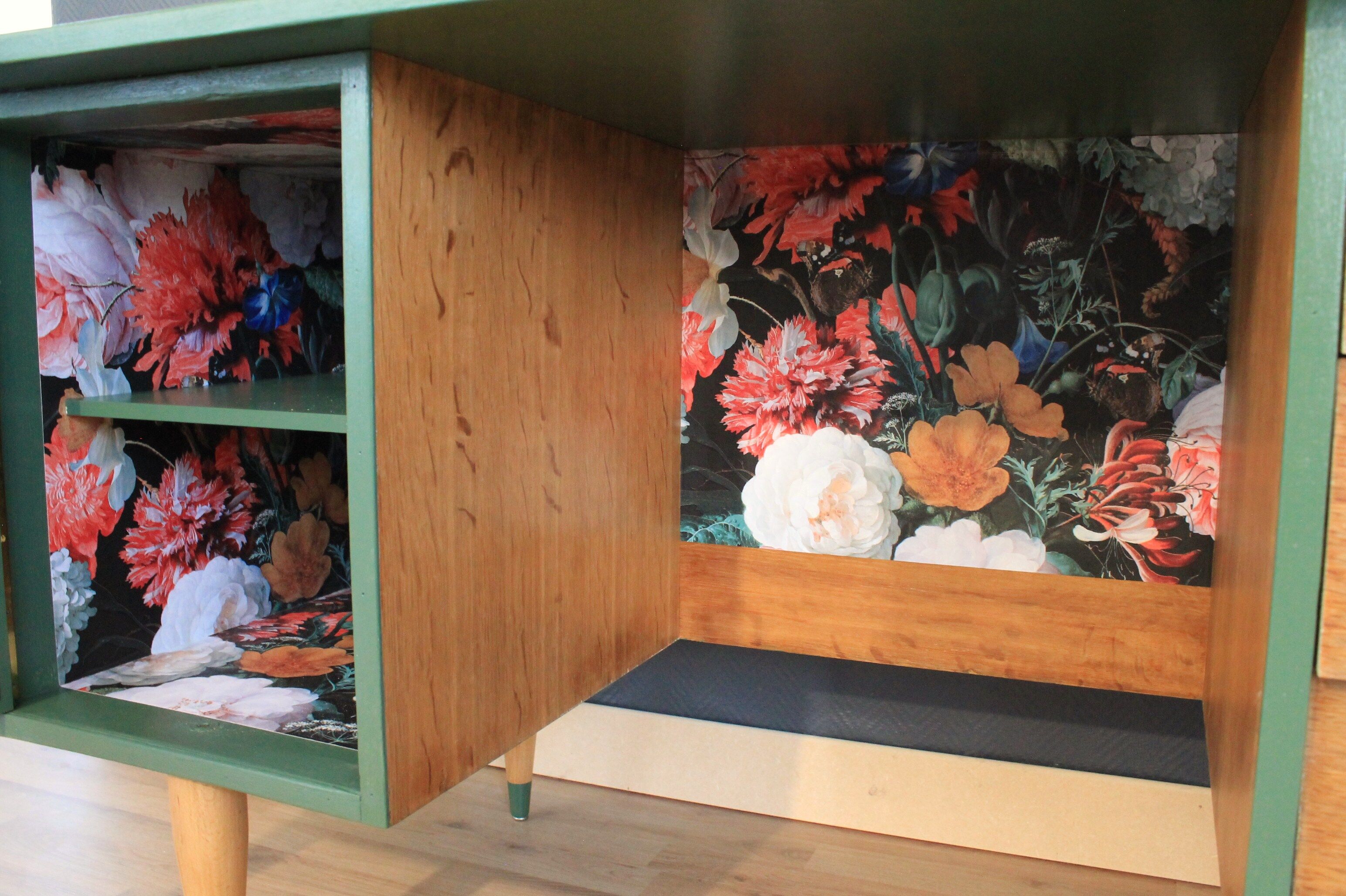 Restored office, 60/70 year, forest green and ancient flowers