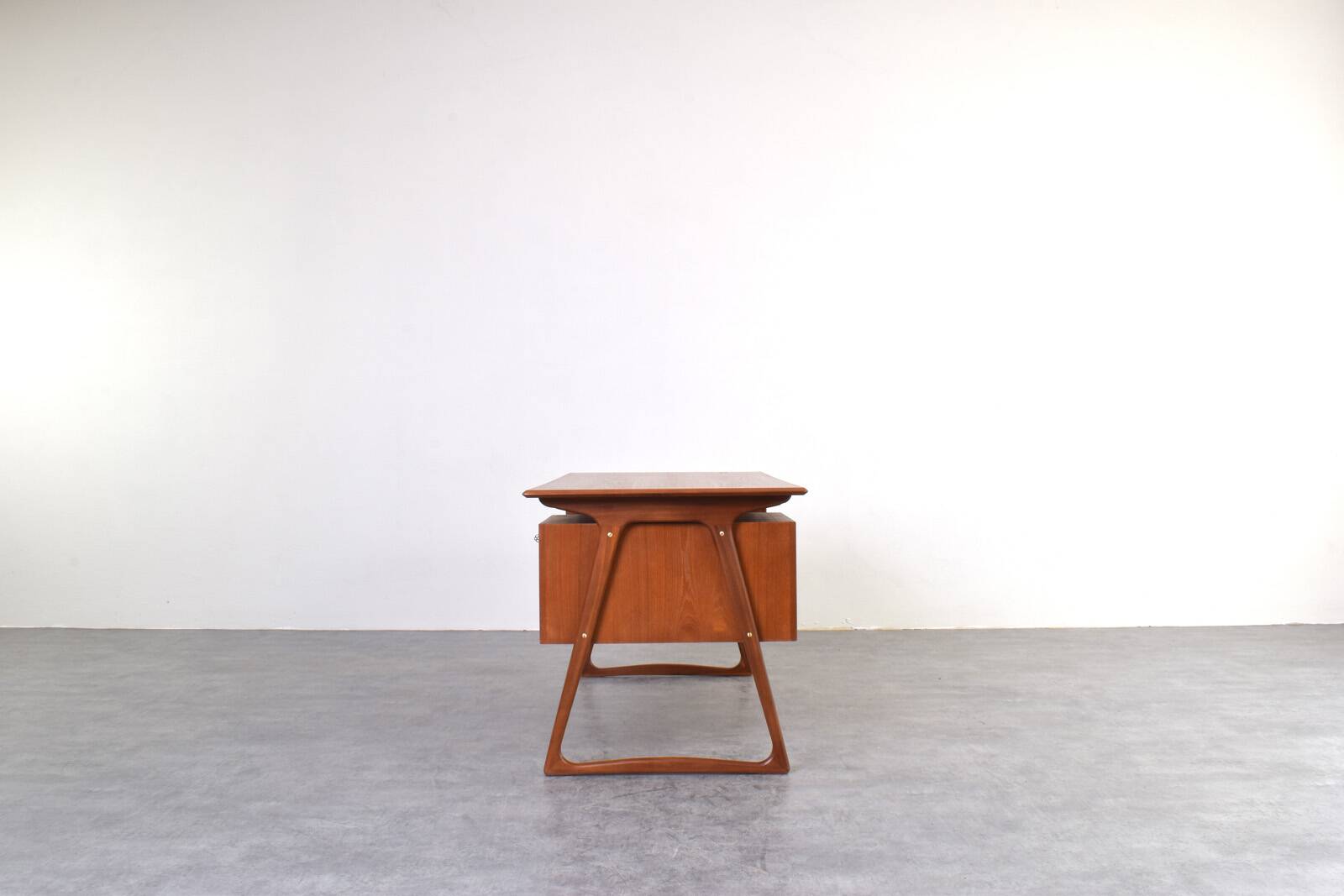 Mid-Century Danish Teak Executive Desk by Svend Åge Madsen for H.P. Hansen,