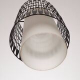 Opaline and metal suspension