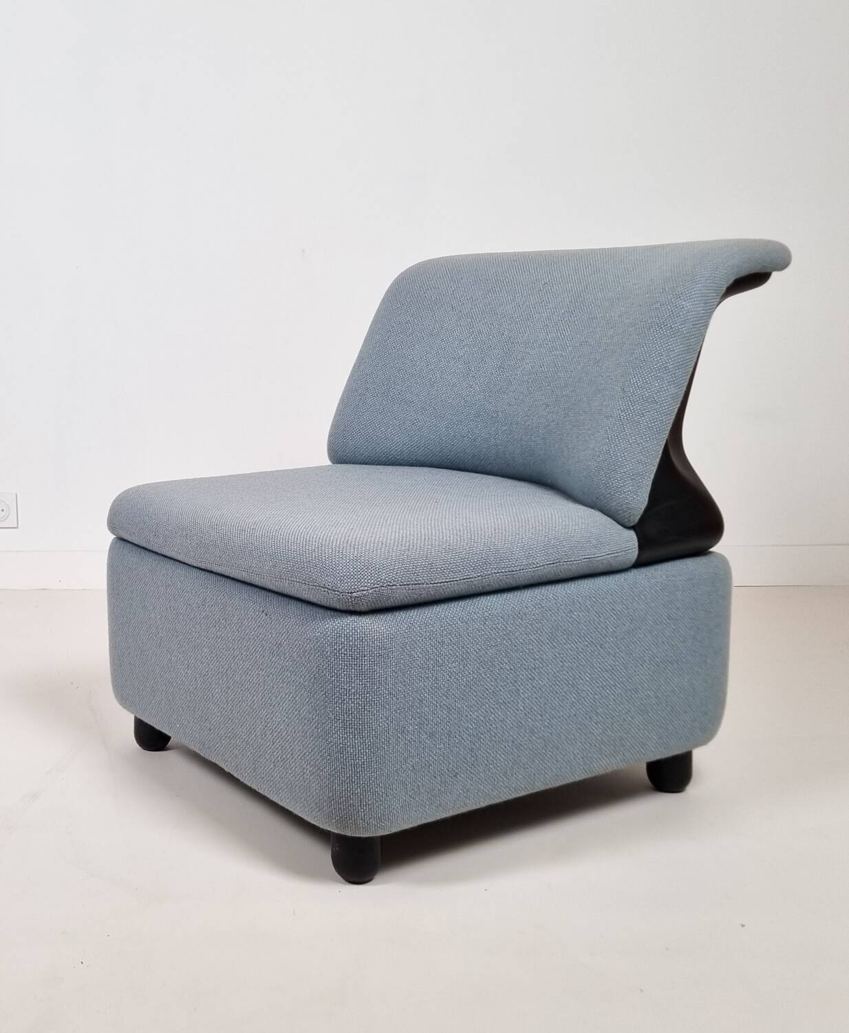 Vintage 1980s chaise lounge