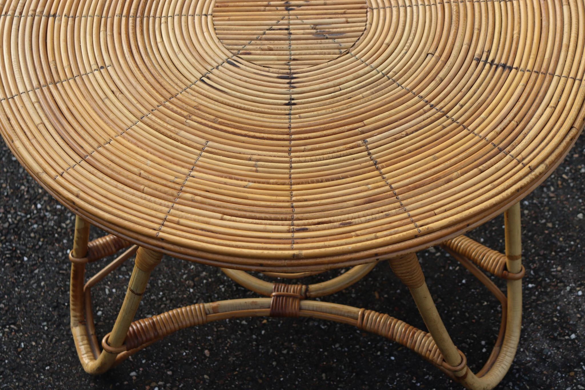 Table basse ronde en rotin style Audoux Minet