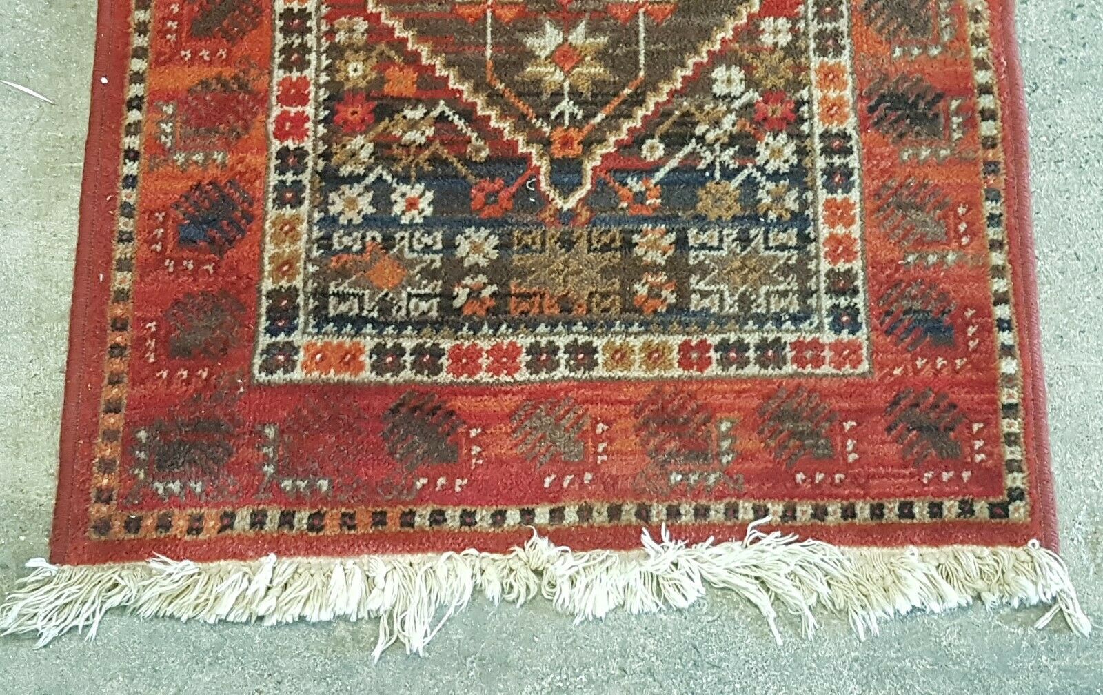 Louis de Poortere Size 70 x 139 pure wool prayer mat