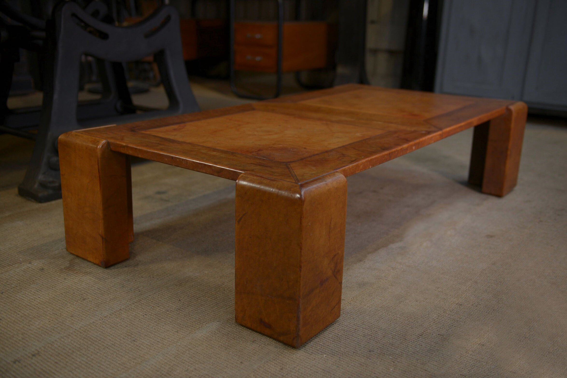 Leather coffee table 1970 " checkers "