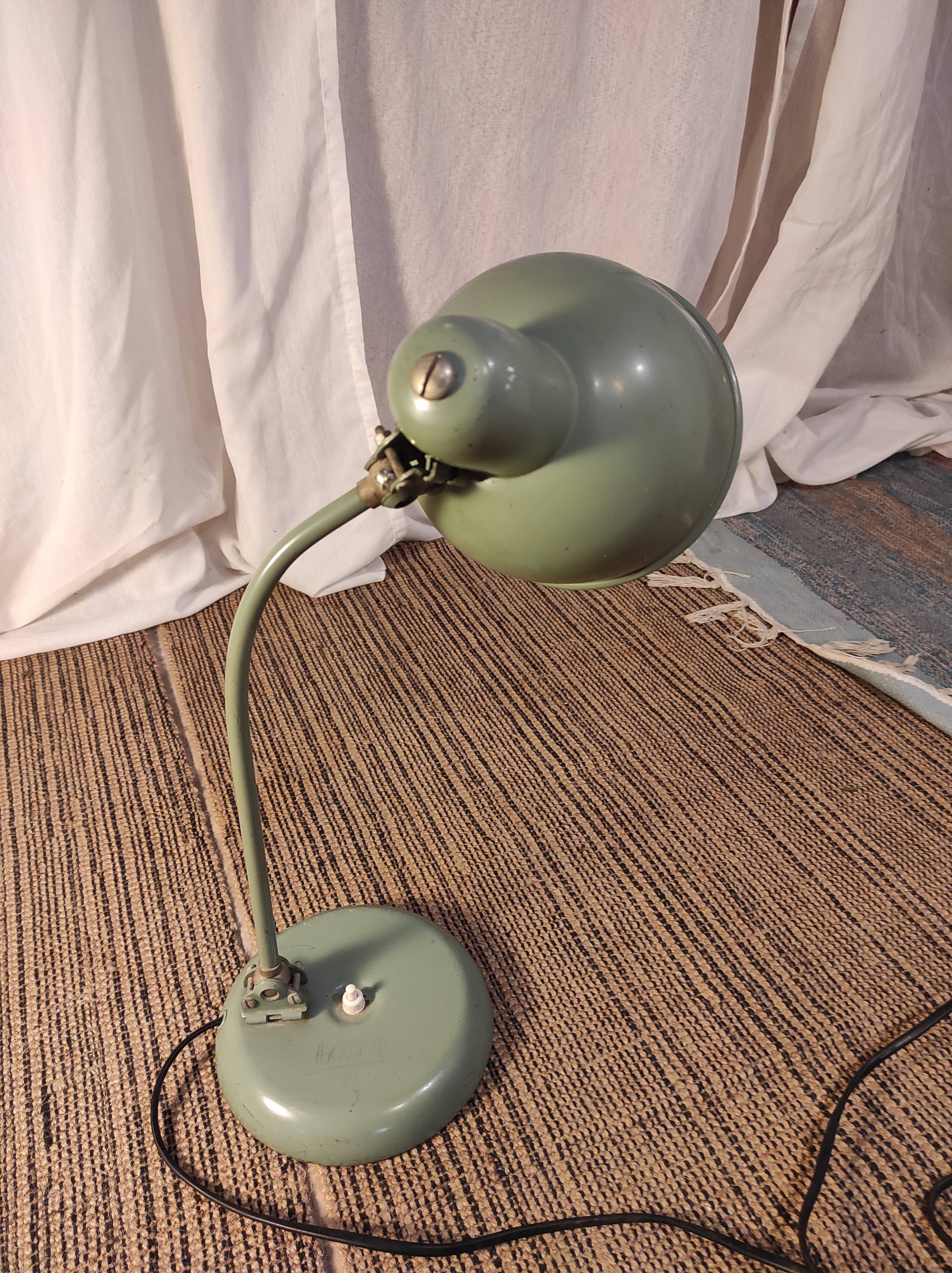 Desk lamp, articulated workshop lamp 1940