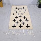 Handmade traditional wool rug, size 145 x 255 cm