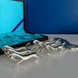 Set of 6 vintage silver metal knife holders and bottle opener, chev design