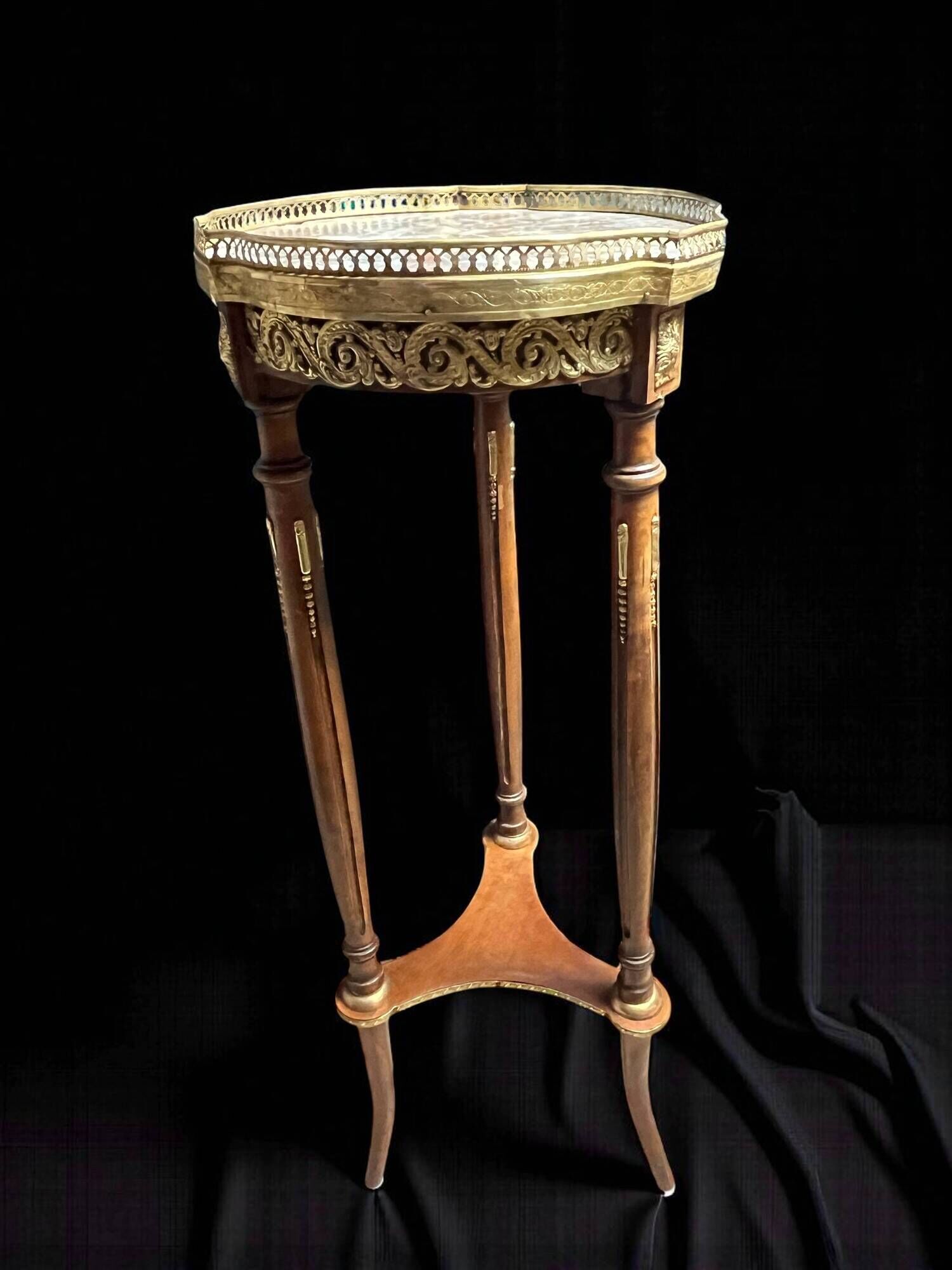 Louis XVI style tripod pedestal table, marble and brass, late 19th century