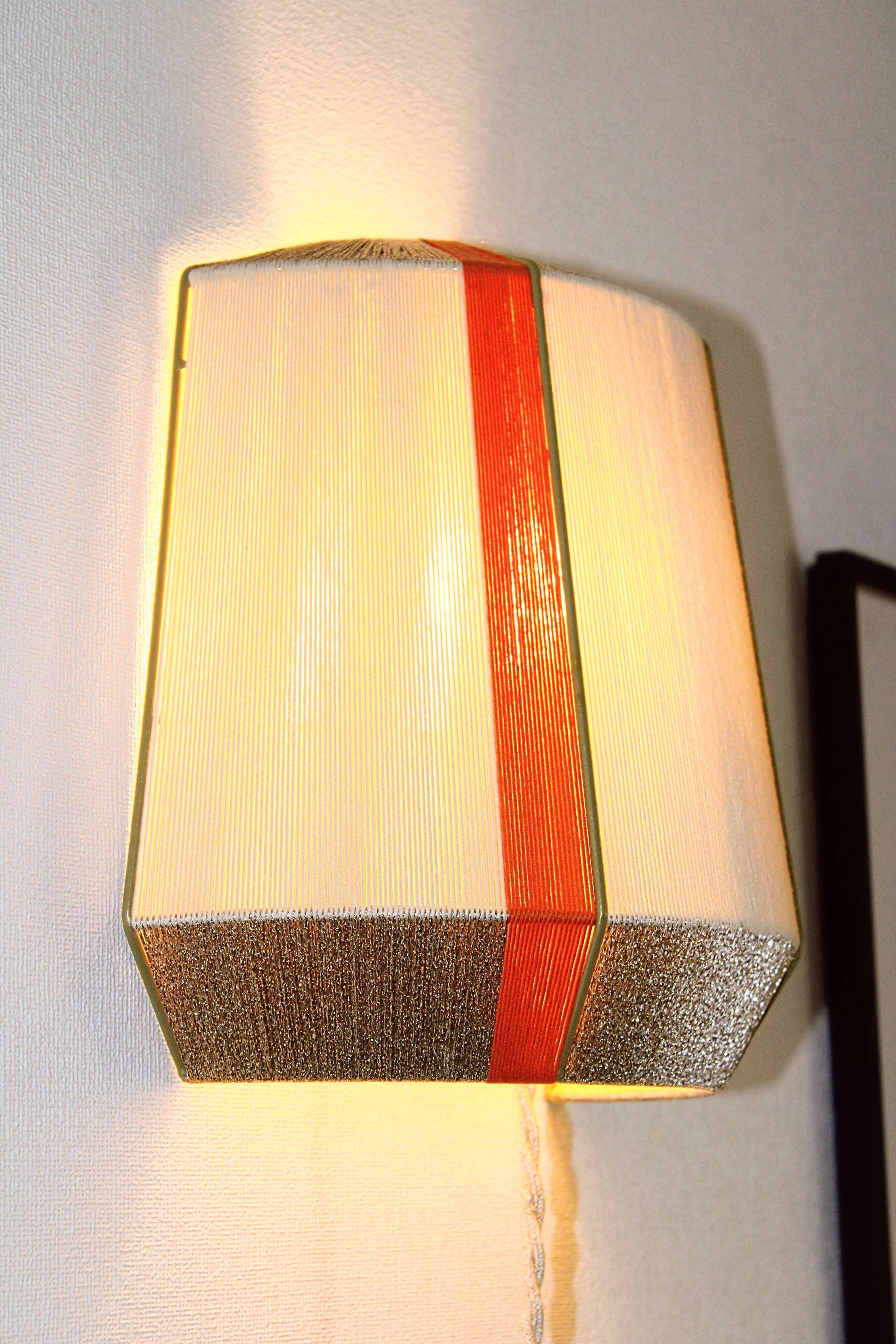 Colourful wall lamp L’Epicurienne gold – orange