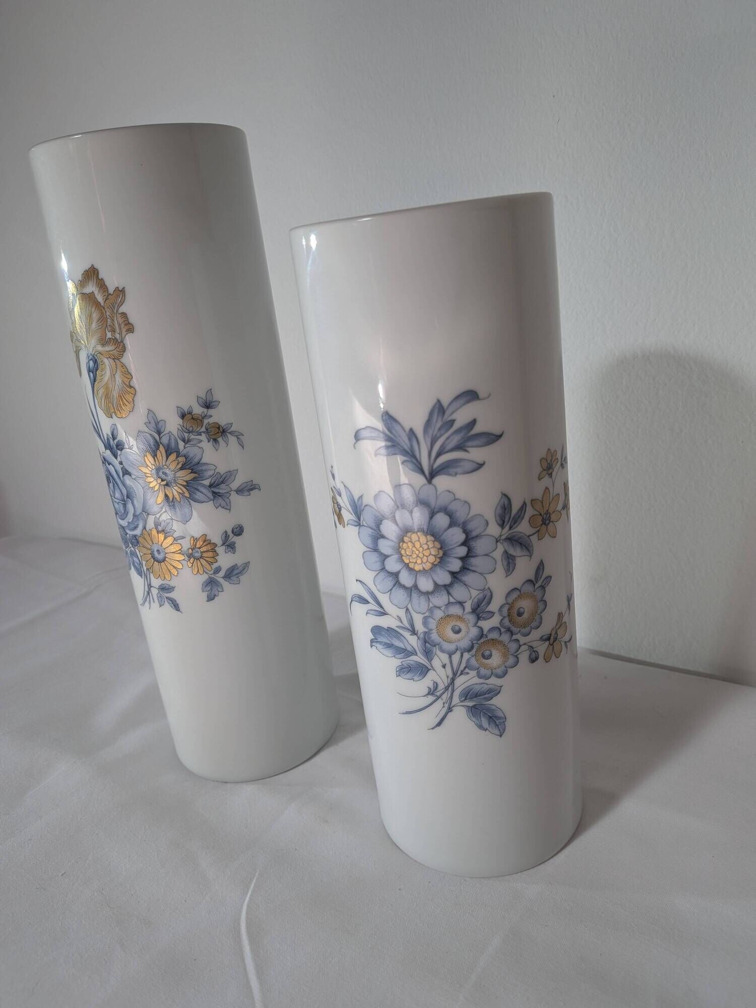 Pair of Franklin Porcelain vases – limited edition 1977 – Made in Bavaria