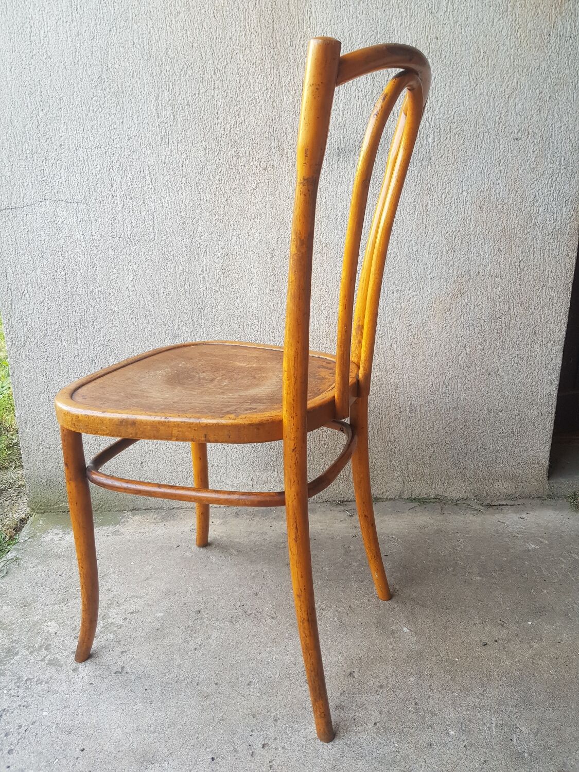 Bistro chair