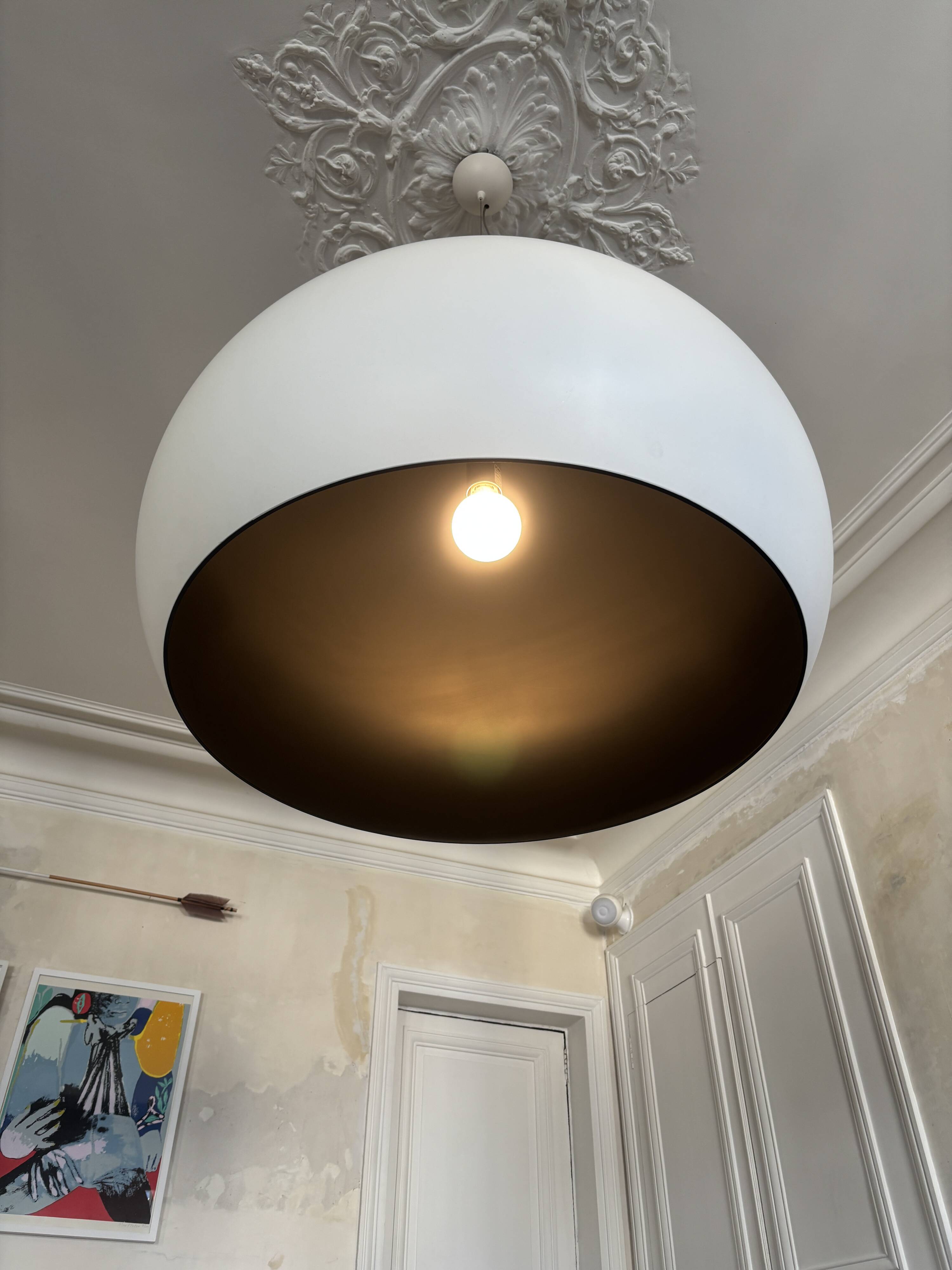 FL/Y lamp opaque, Medium, Off-white - black interior - Kartell
