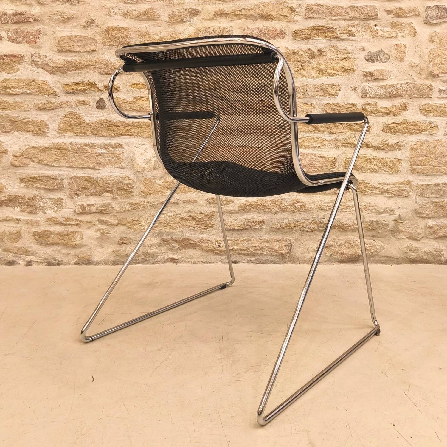 Armchair model Pénélope, design by Charles Pollock for Anonima Castelli.
