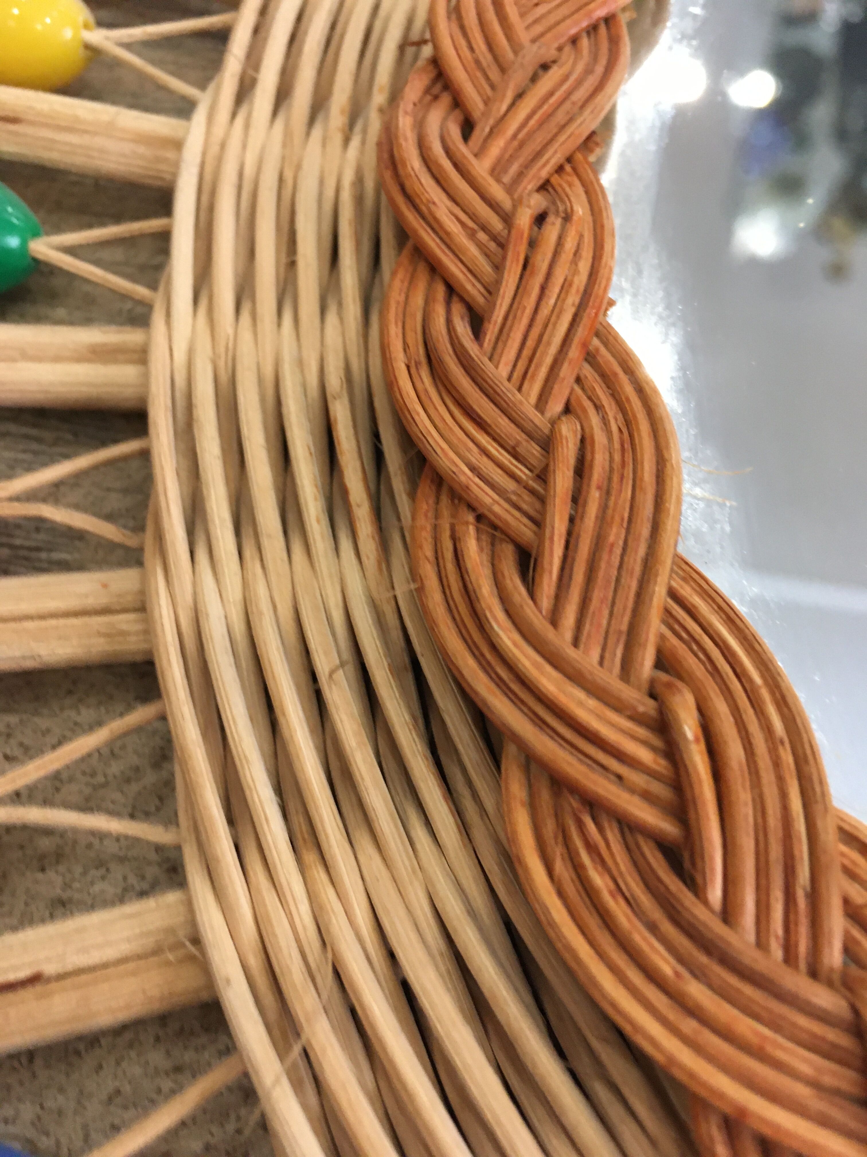 Mirror in basketry and vintage pearl