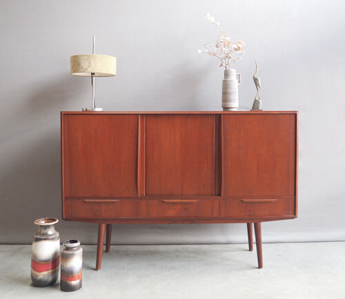 High 60's teak veneer sideboard with bar