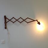 Accordion wall lamp luminaire