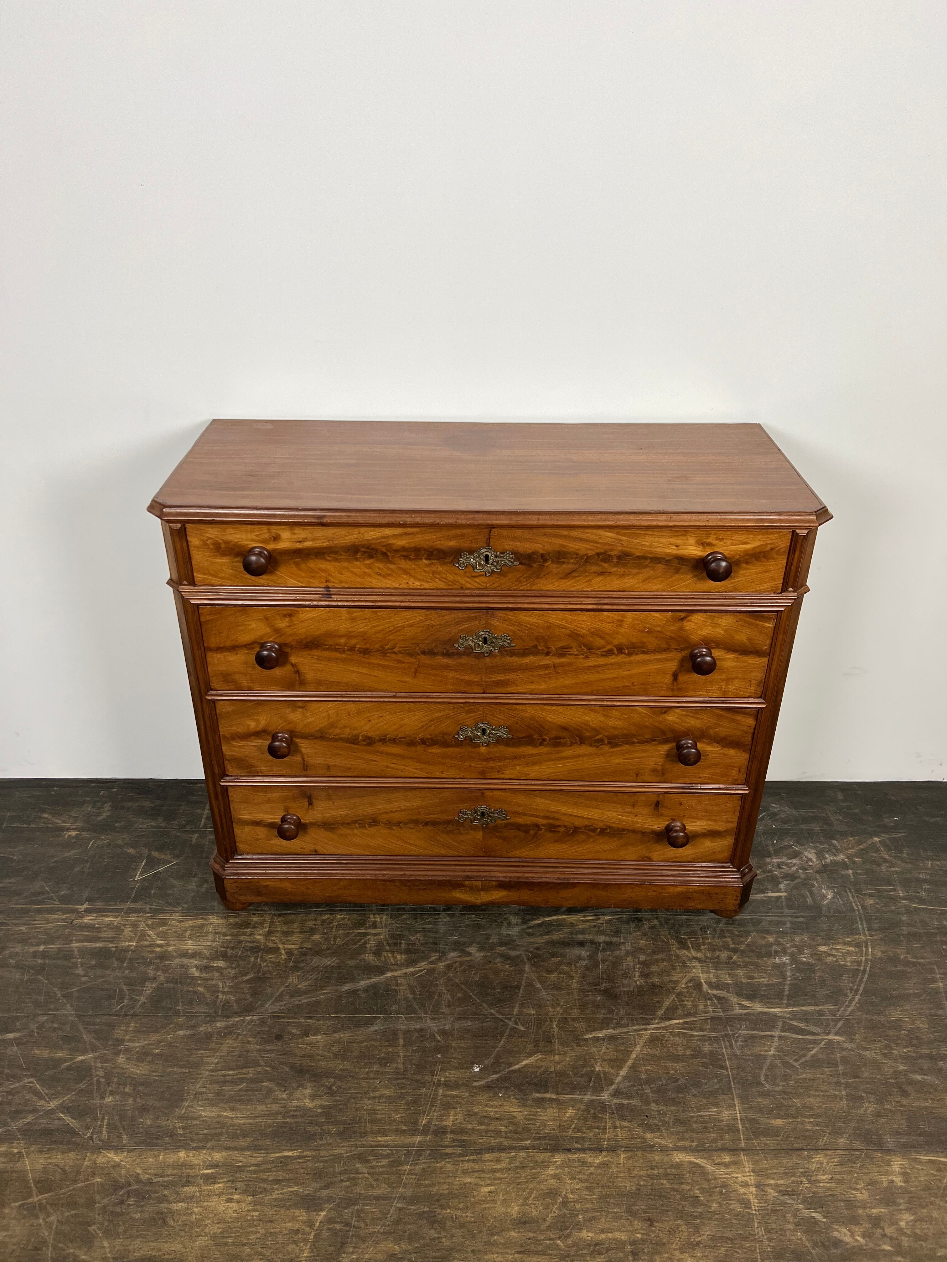 Commode en acajou