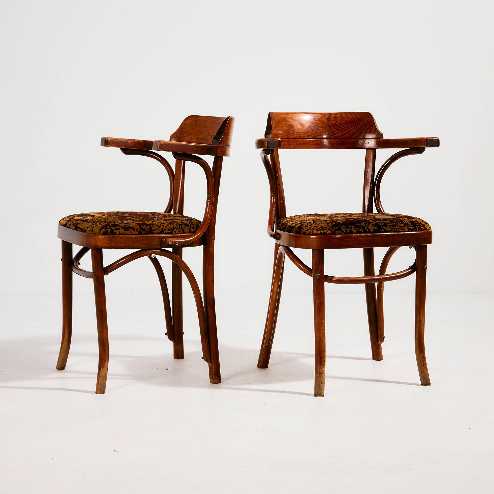MK11364 Fauteuil en hêtre