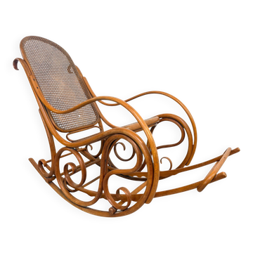 Grand fauteuil à bascule Thonet no.7021B