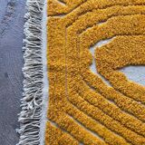 Handmade living room rug, 150 x 250 cm, orange