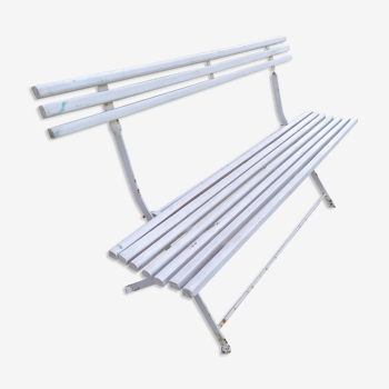 Folding garden bench