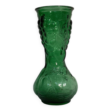 Italian vase in green glass, dimensions: height -25.5 cm - diameter -11 cm -