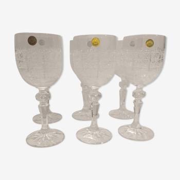 Ensemble de six verres à vin en cristal de bohême