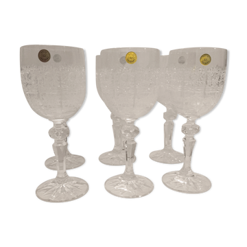 Ensemble de six verres à vin en cristal de bohême
