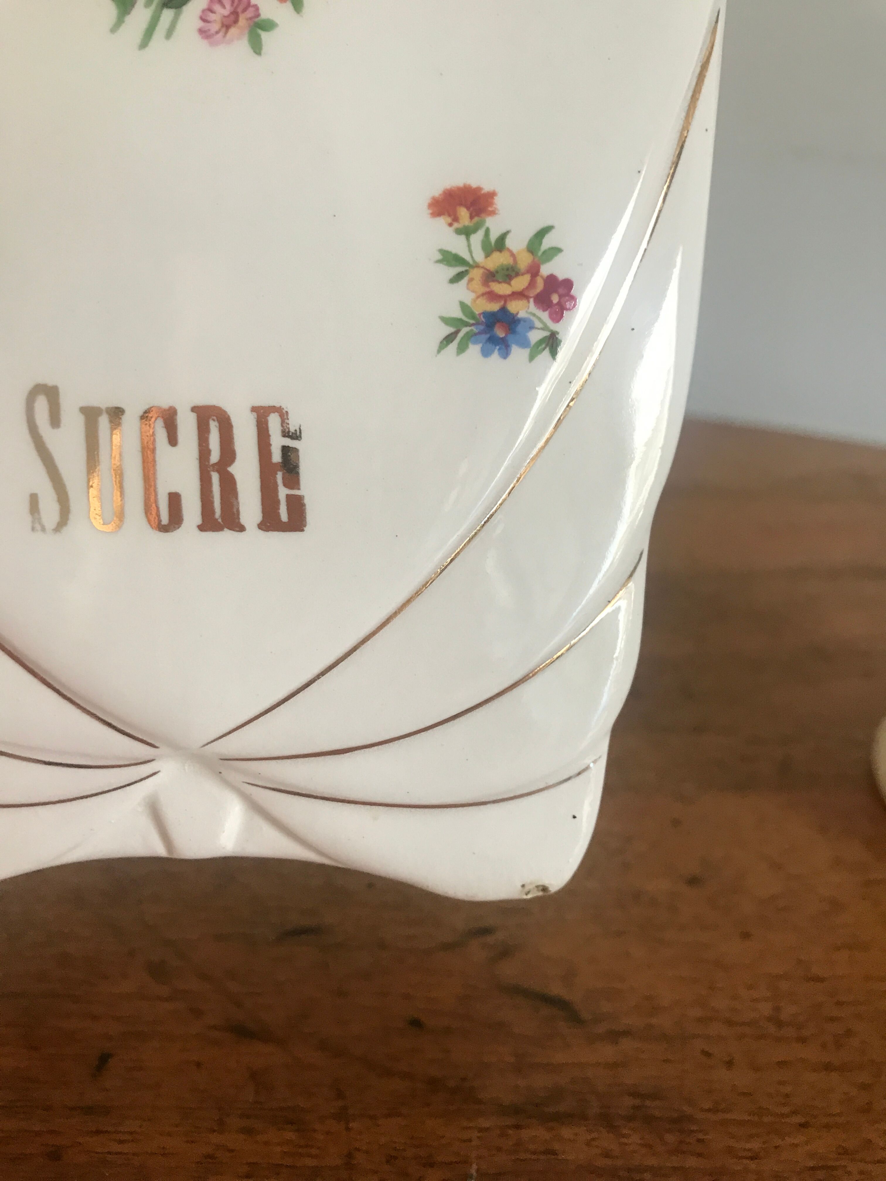 Pot "sucre" flowers and gilding