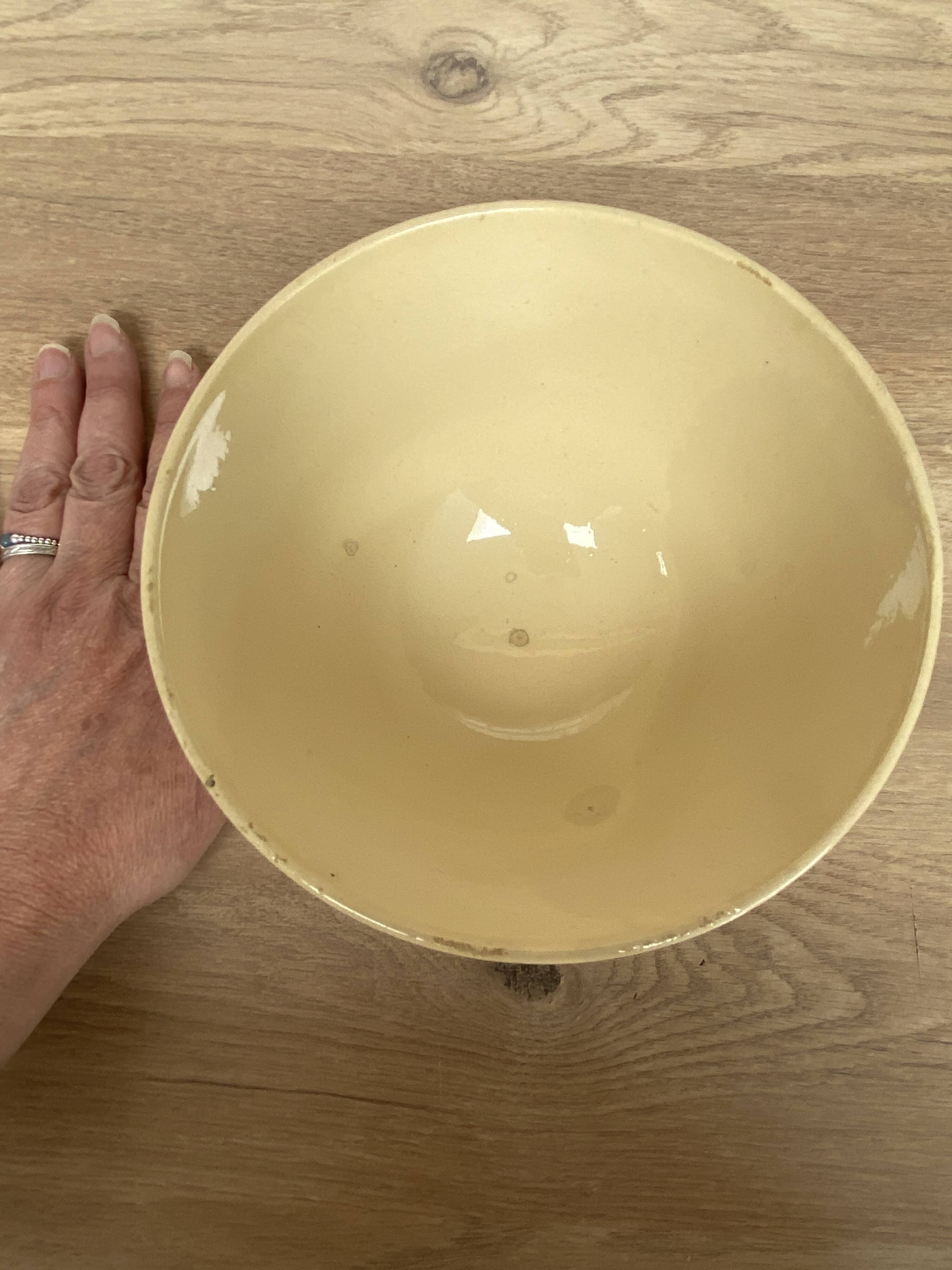 Antique half-porcelain bowl from Badonviller